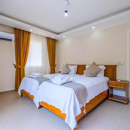 Villa Infinity Lily 1 *