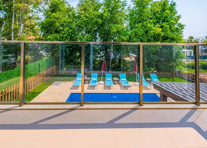 Villa Infinity Lily 1 *
