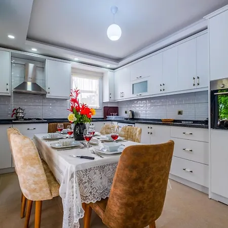 Villa Infinity Lily 1